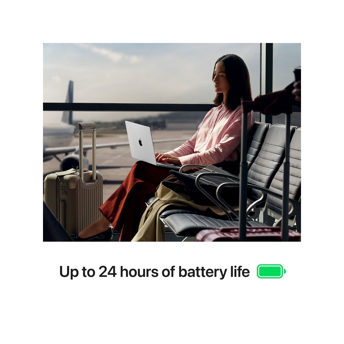 14-inch MacBook Pro: Apple M5 chip with 10‑core CPU and 10‑core GPU, 24GB, 1TB SSD